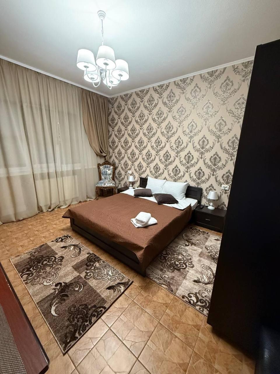 Dvoryanskiy Hotel Dnipro Exteriör bild