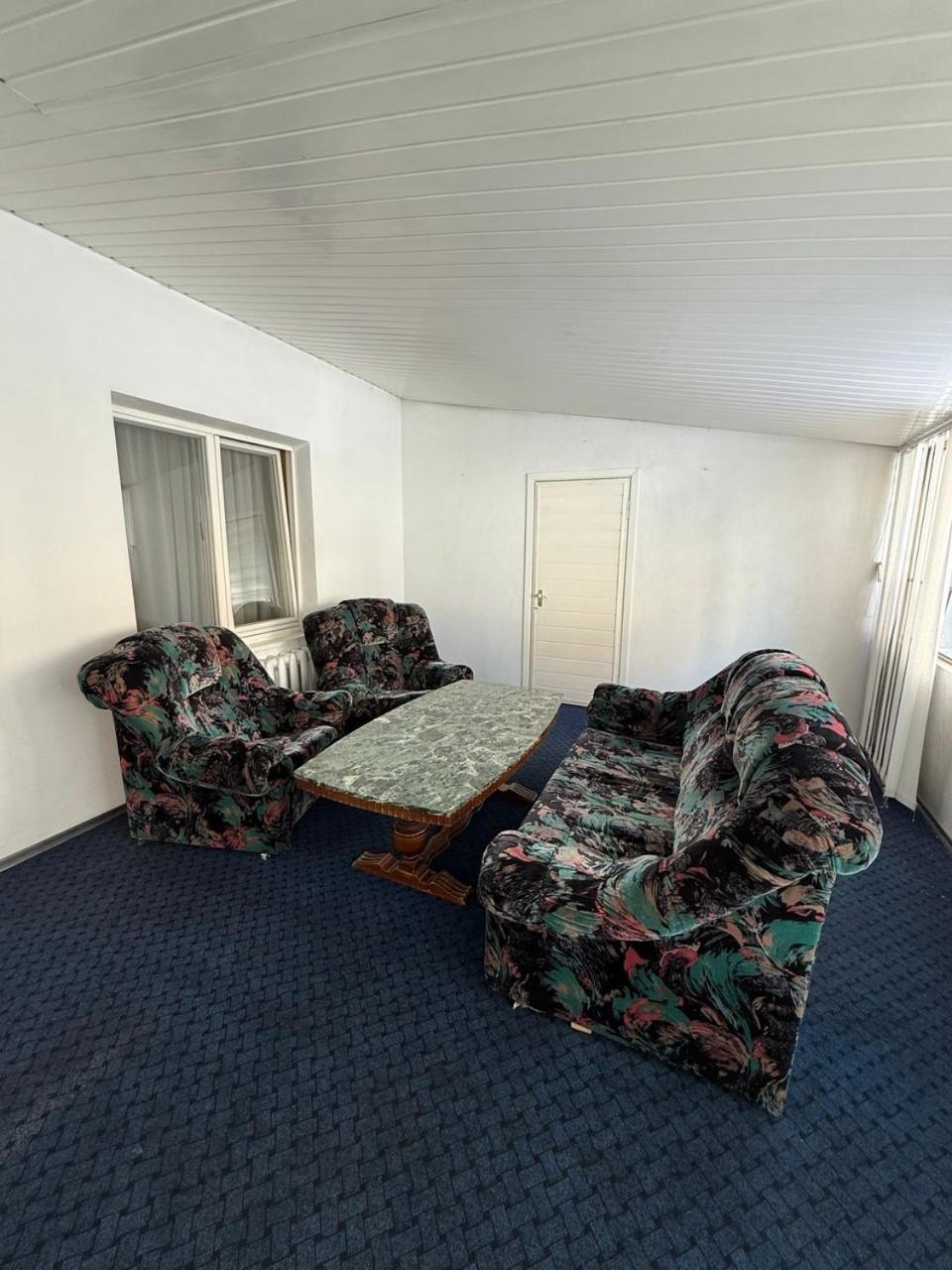 Dvoryanskiy Hotel Dnipro Rum bild