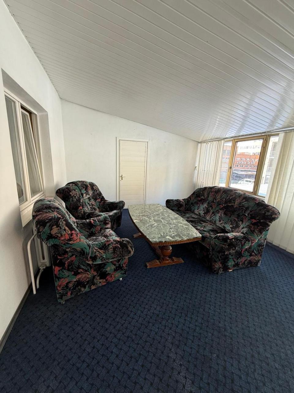 Dvoryanskiy Hotel Dnipro Rum bild